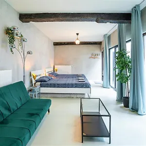 Apartment Antwerps, Antwerp